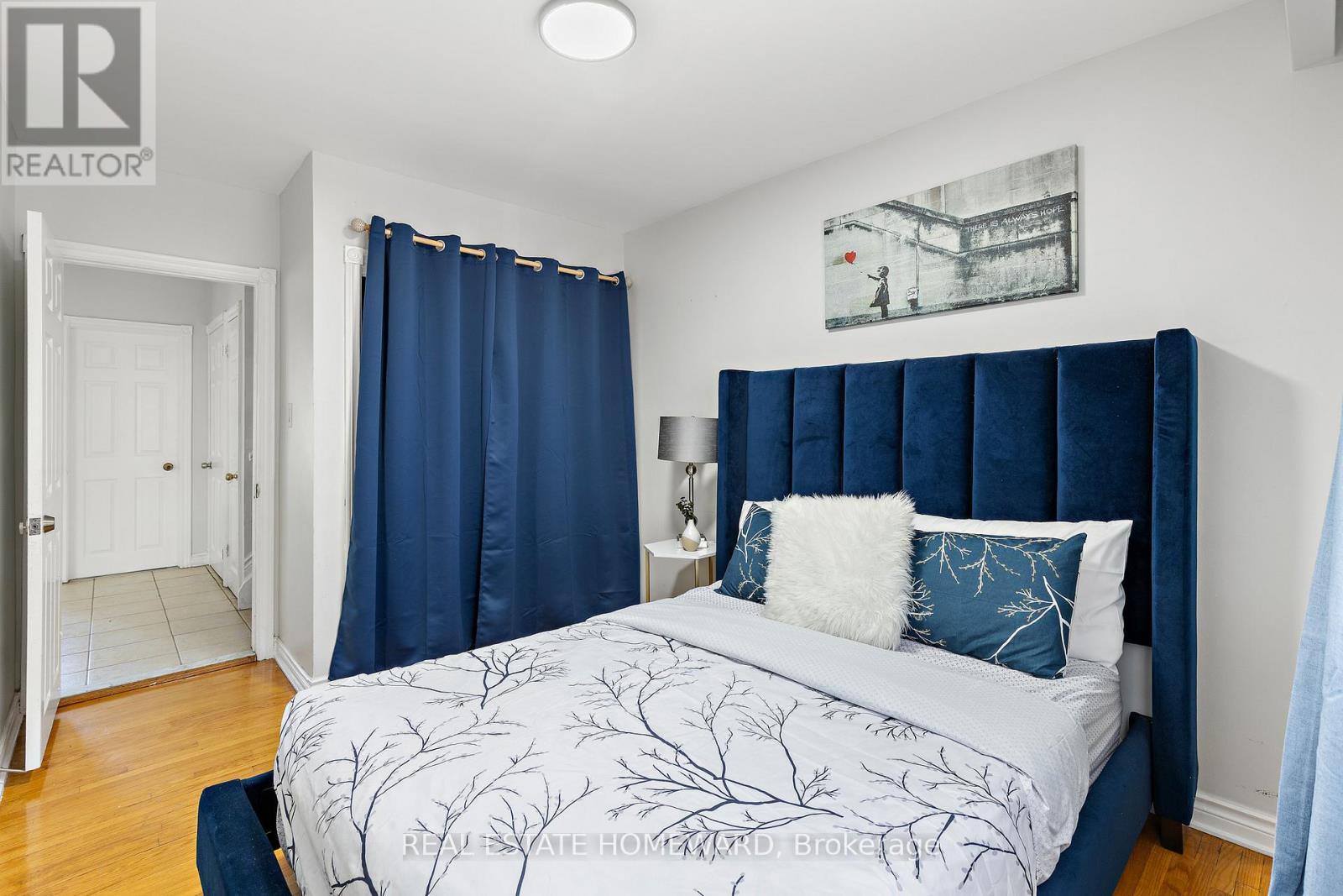 85 LETCHWORTH CRESCENT - 11