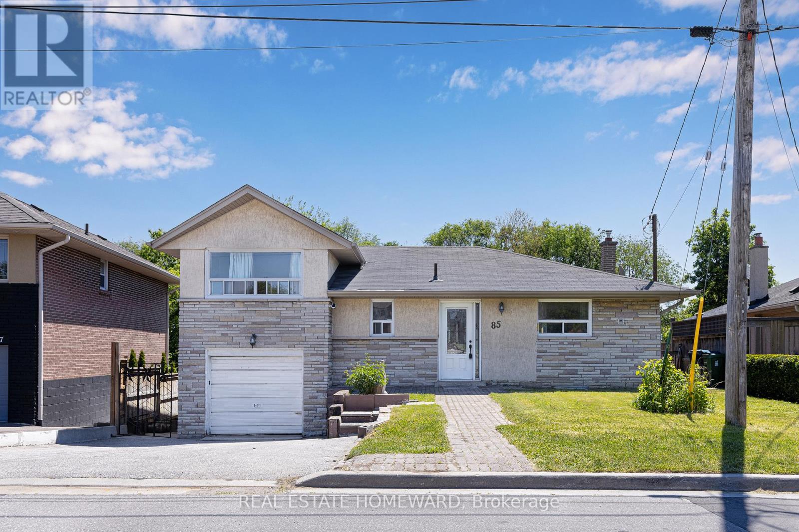 85 LETCHWORTH CRESCENT - 2