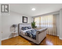 85 Letchworth Crescent, Toronto, ON M3M1Z1 Photo 16