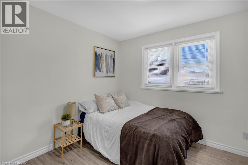 450 HIGHLAND Road E - 13