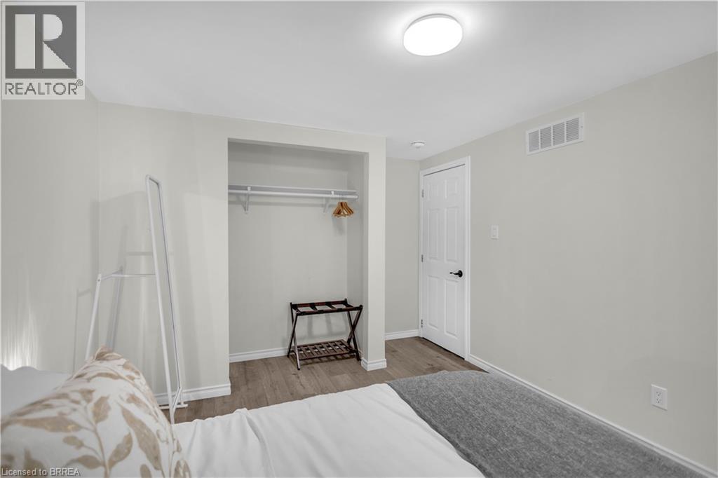 450 HIGHLAND Road E - 30