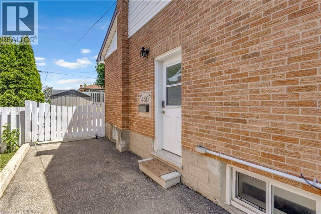 450 HIGHLAND Road E - 34