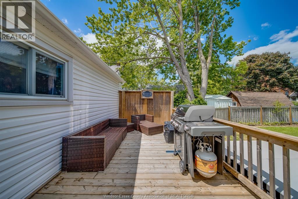 8 SARAH STREET - 26