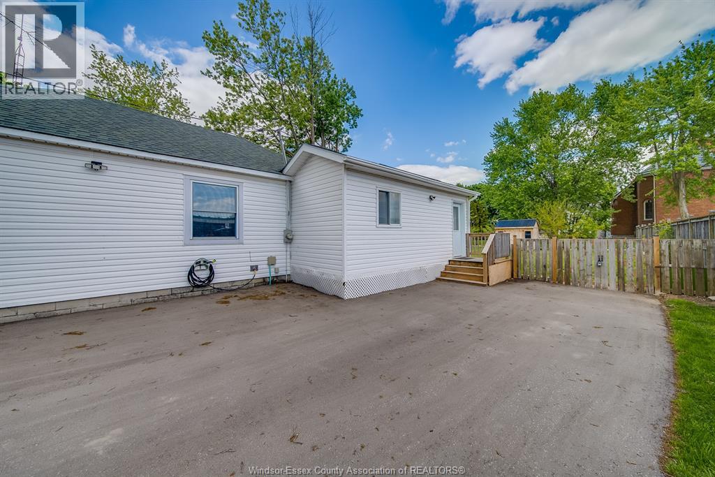 8 SARAH STREET - 28
