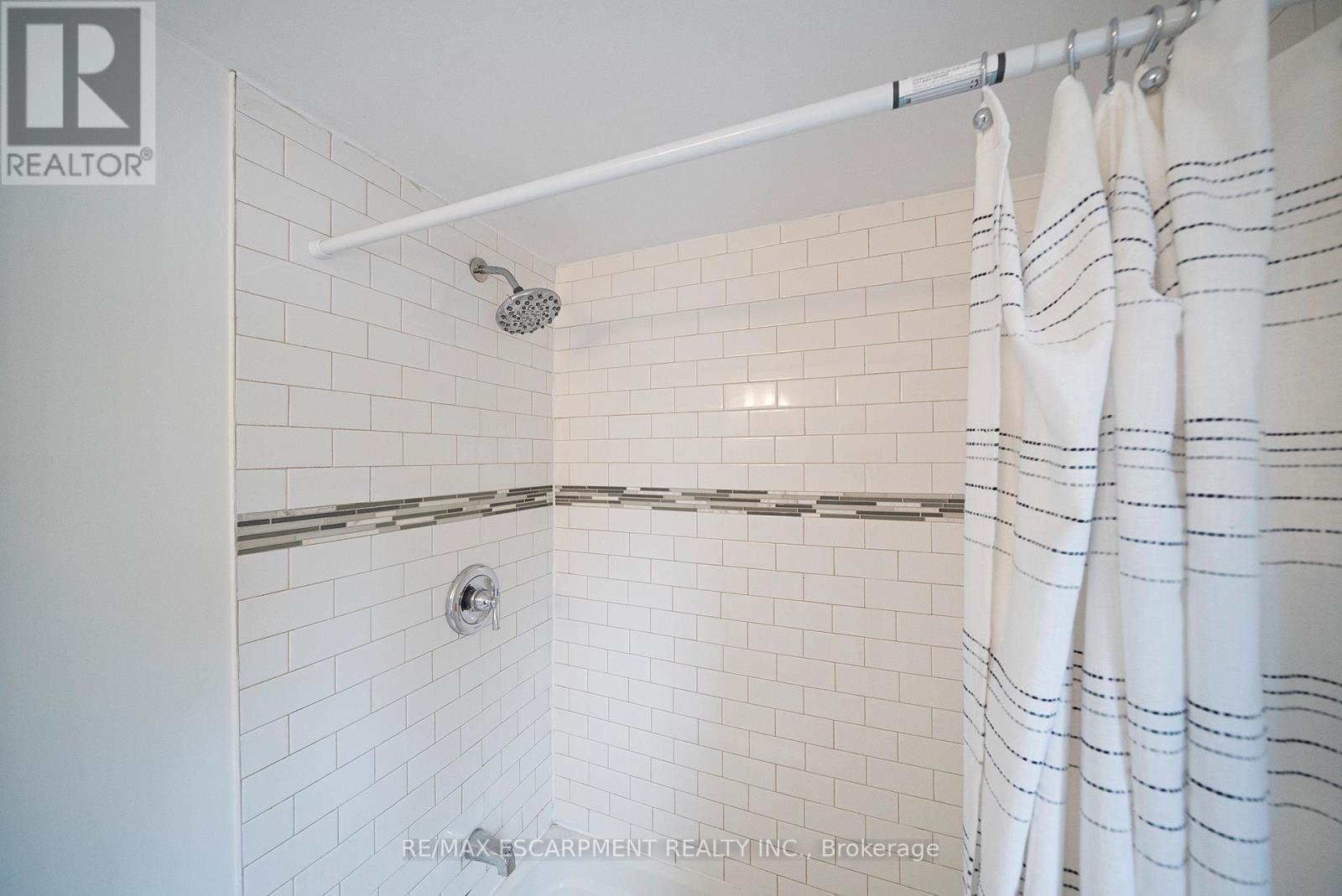 15 MARGUERETTA STREET - 10