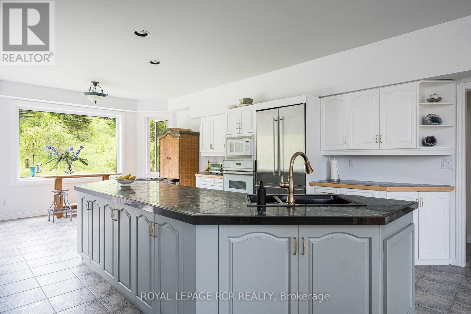 529648 OSPREY-THE BLUE MOUNTAINS TOWNLINE - 2