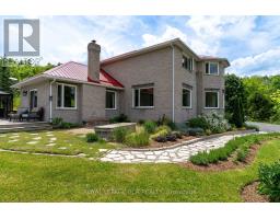 529648 Osprey-the Blue Mountains Townline, Grey Highlands, ON L0M1P0 Photo 31