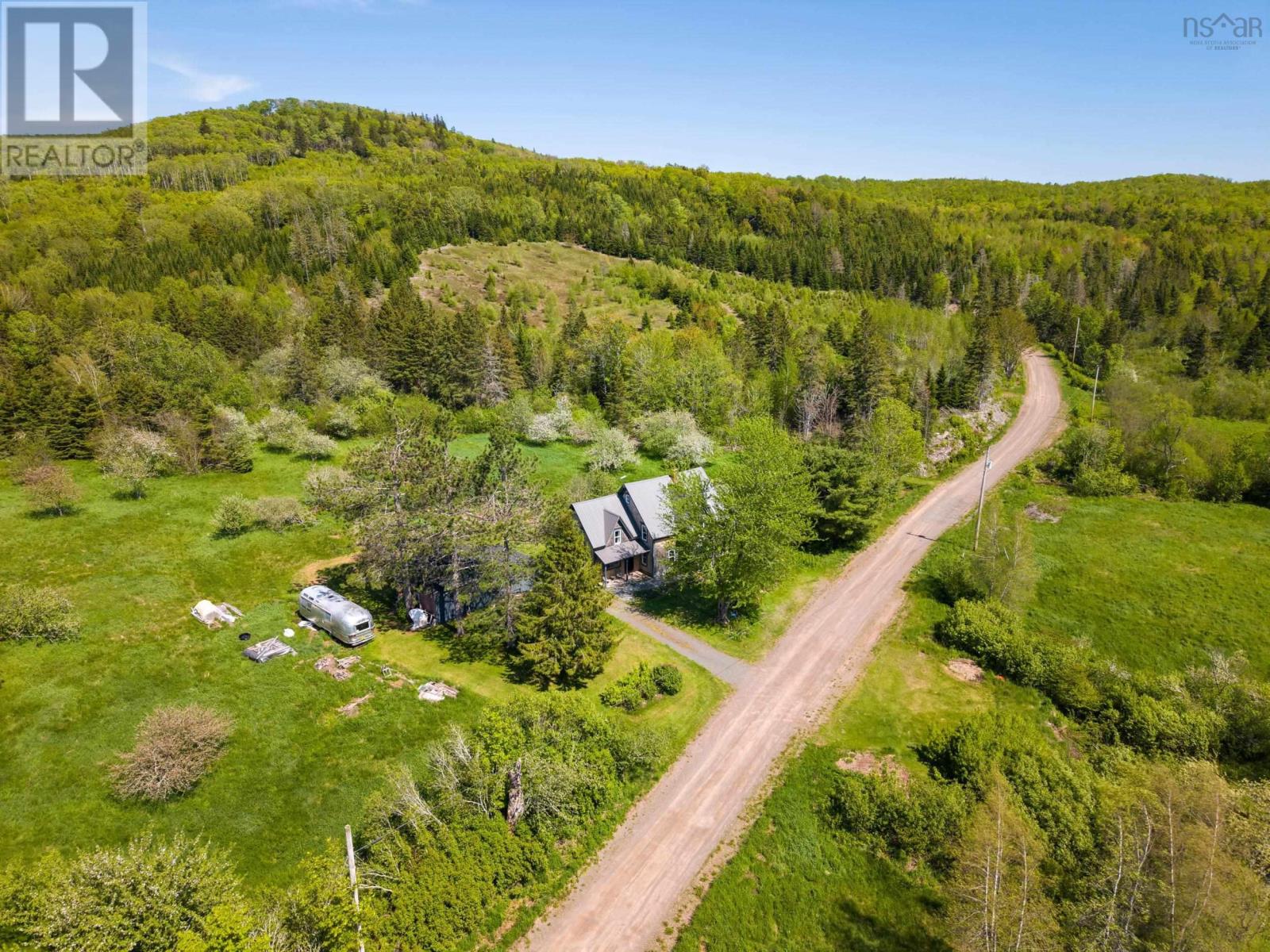 Property 36 of 46 of 1401 Matheson Brook Road