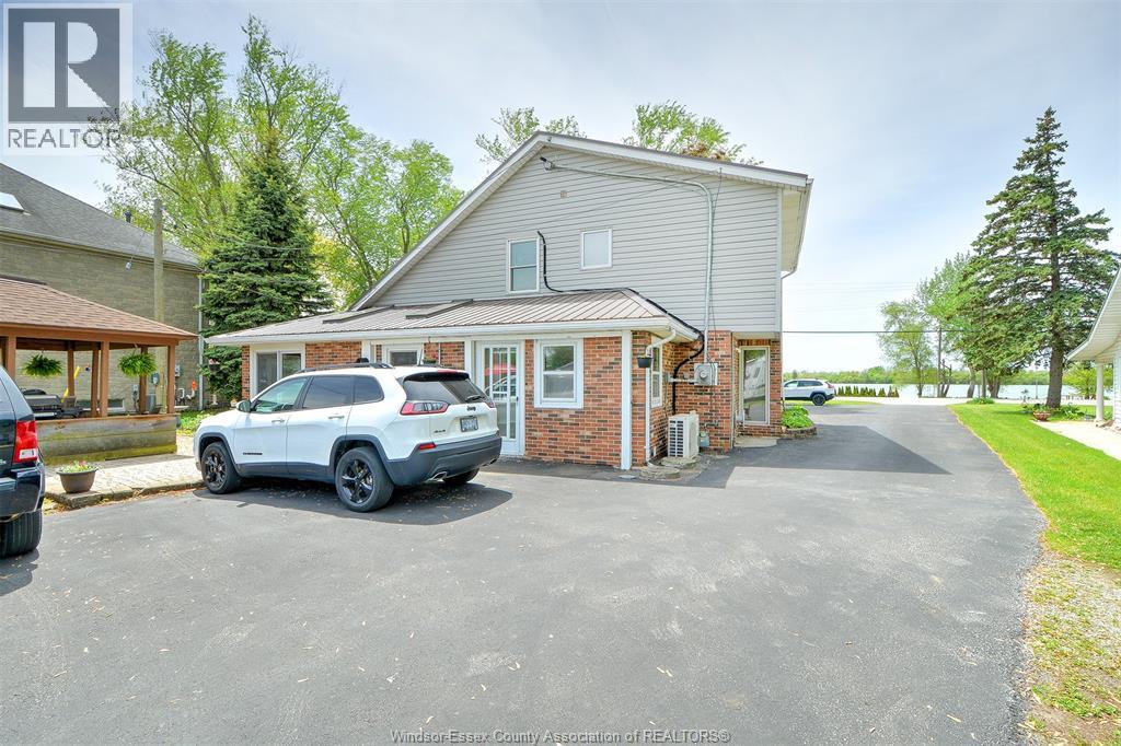1047 FRONT ROAD South - 39