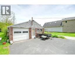 1047 Front Road South, Amherstburg, ON N9V2M4 Photo 33