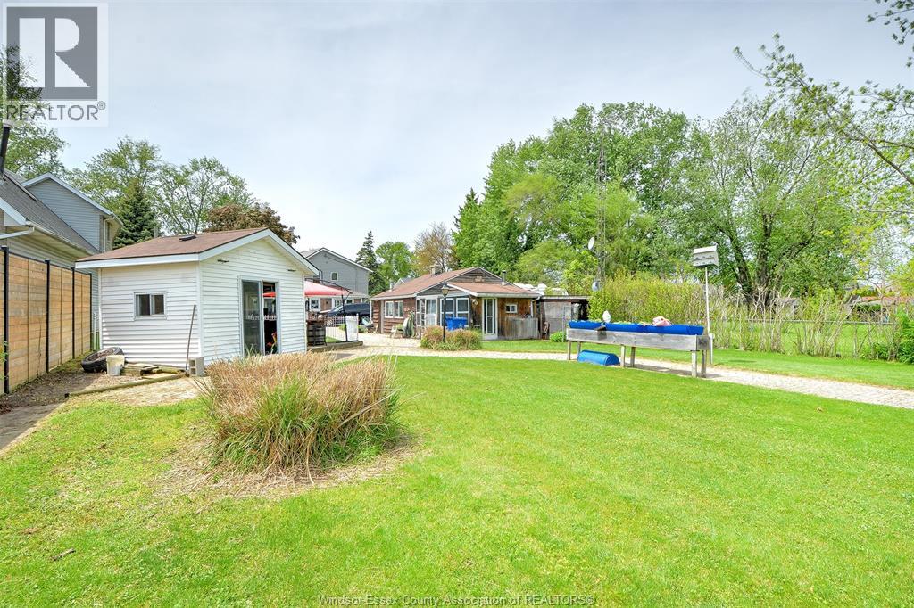 1047 FRONT ROAD South - 36