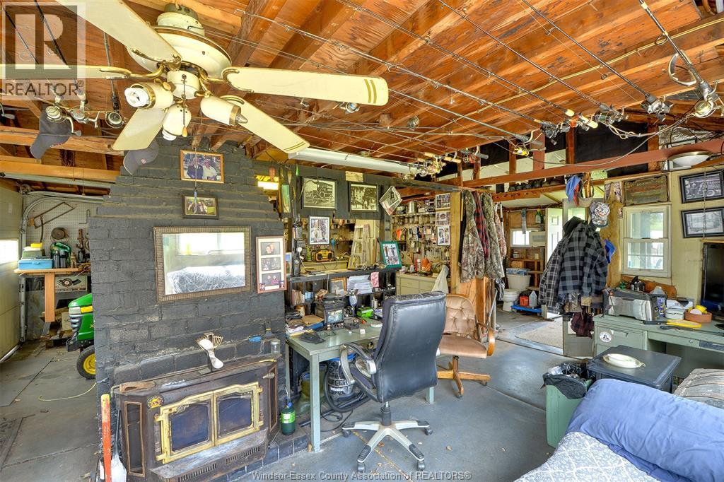 1047 FRONT ROAD South - 34