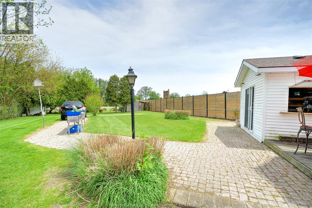 1047 FRONT ROAD South - 35