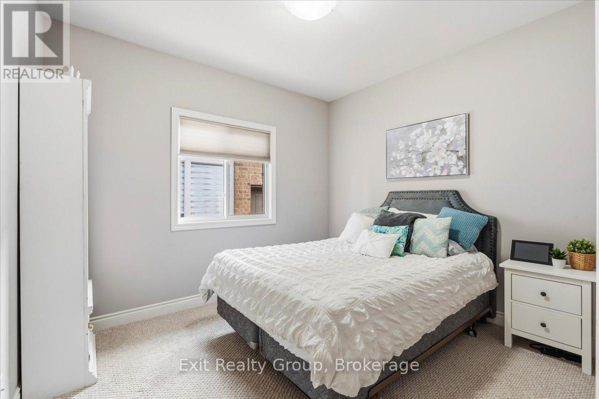 14 CAVENDISH DRIVE - Image 16