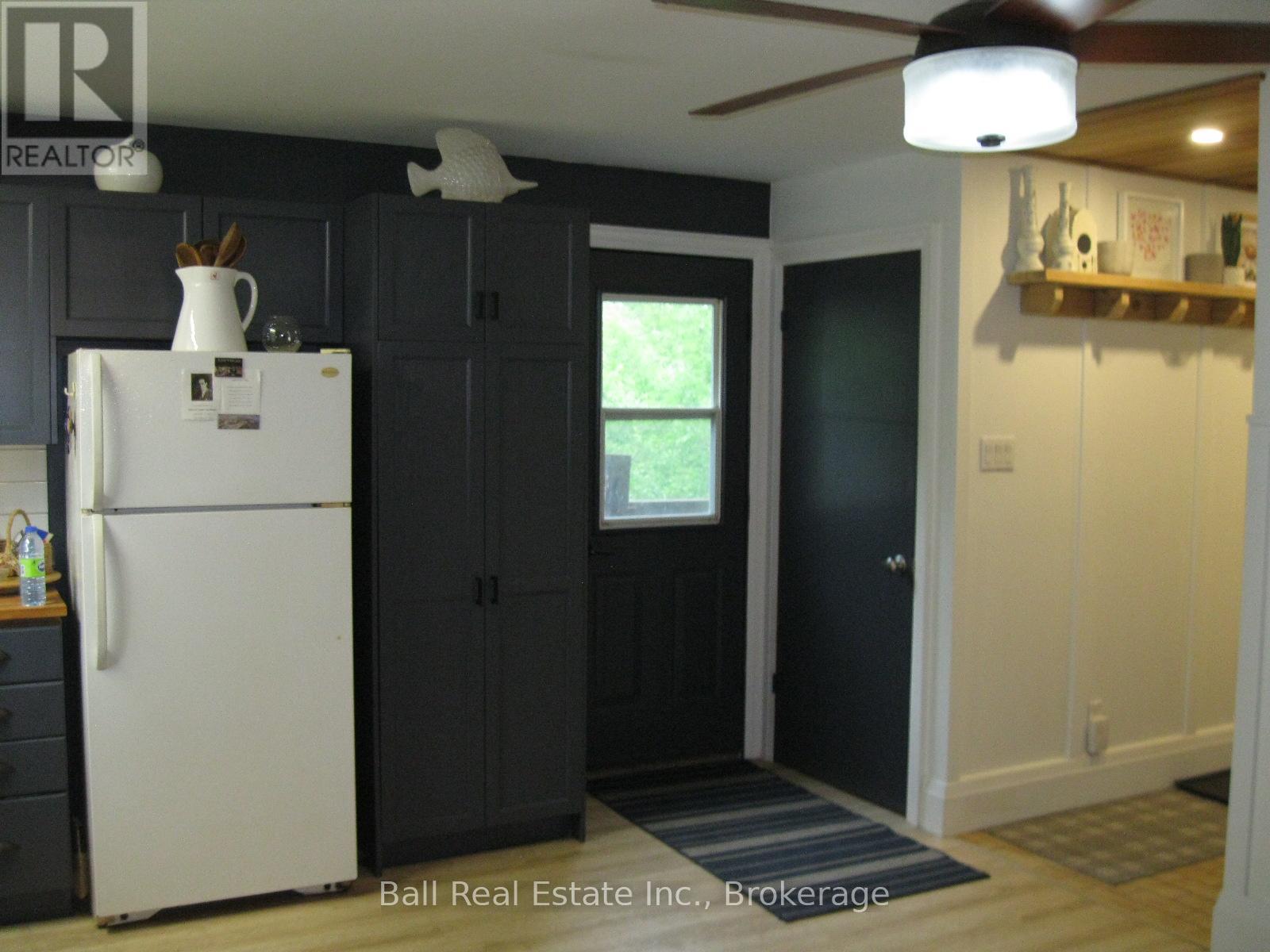 24 MAPLE RIDGE DRIVE - 19