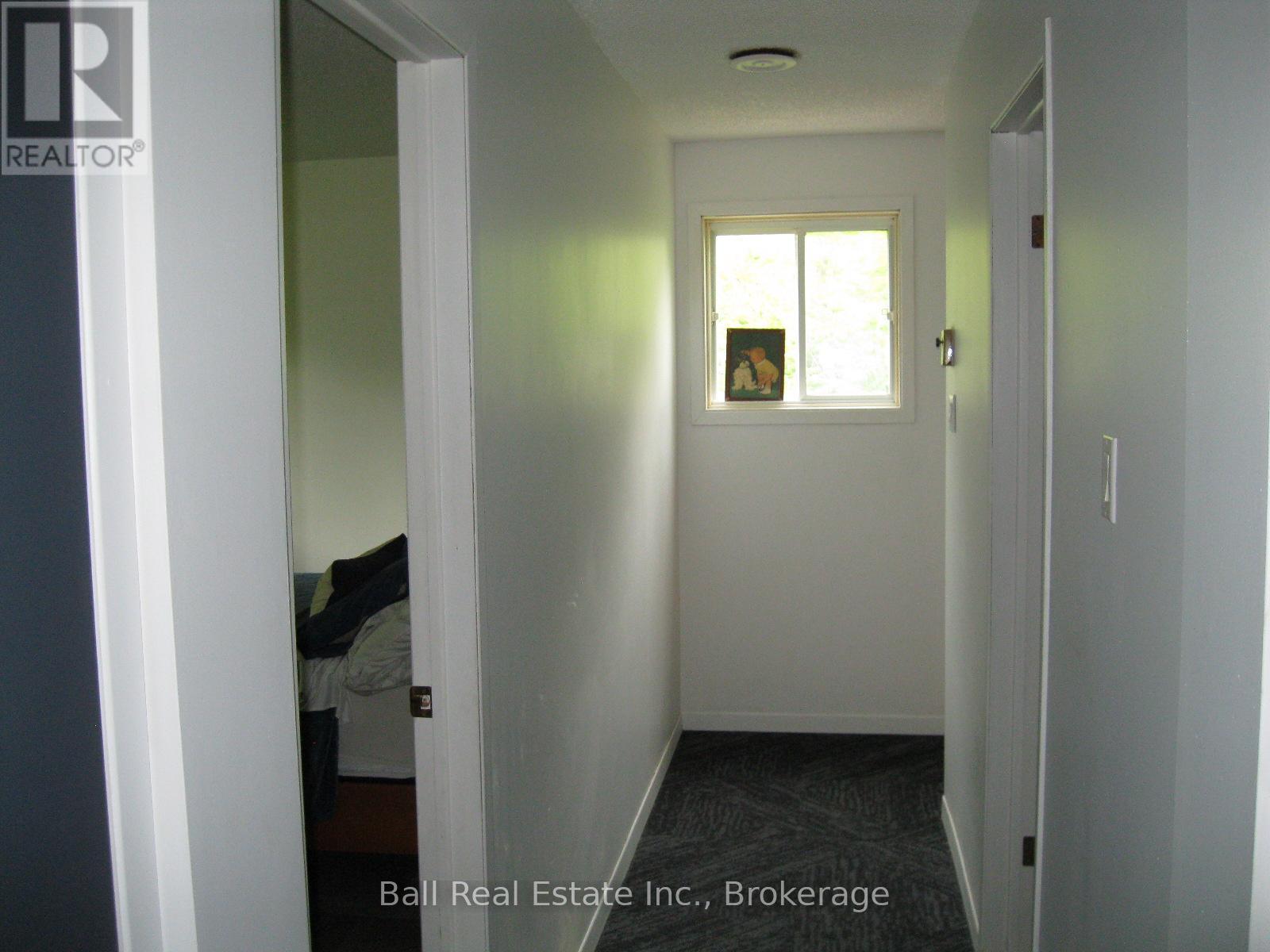24 MAPLE RIDGE DRIVE - 35