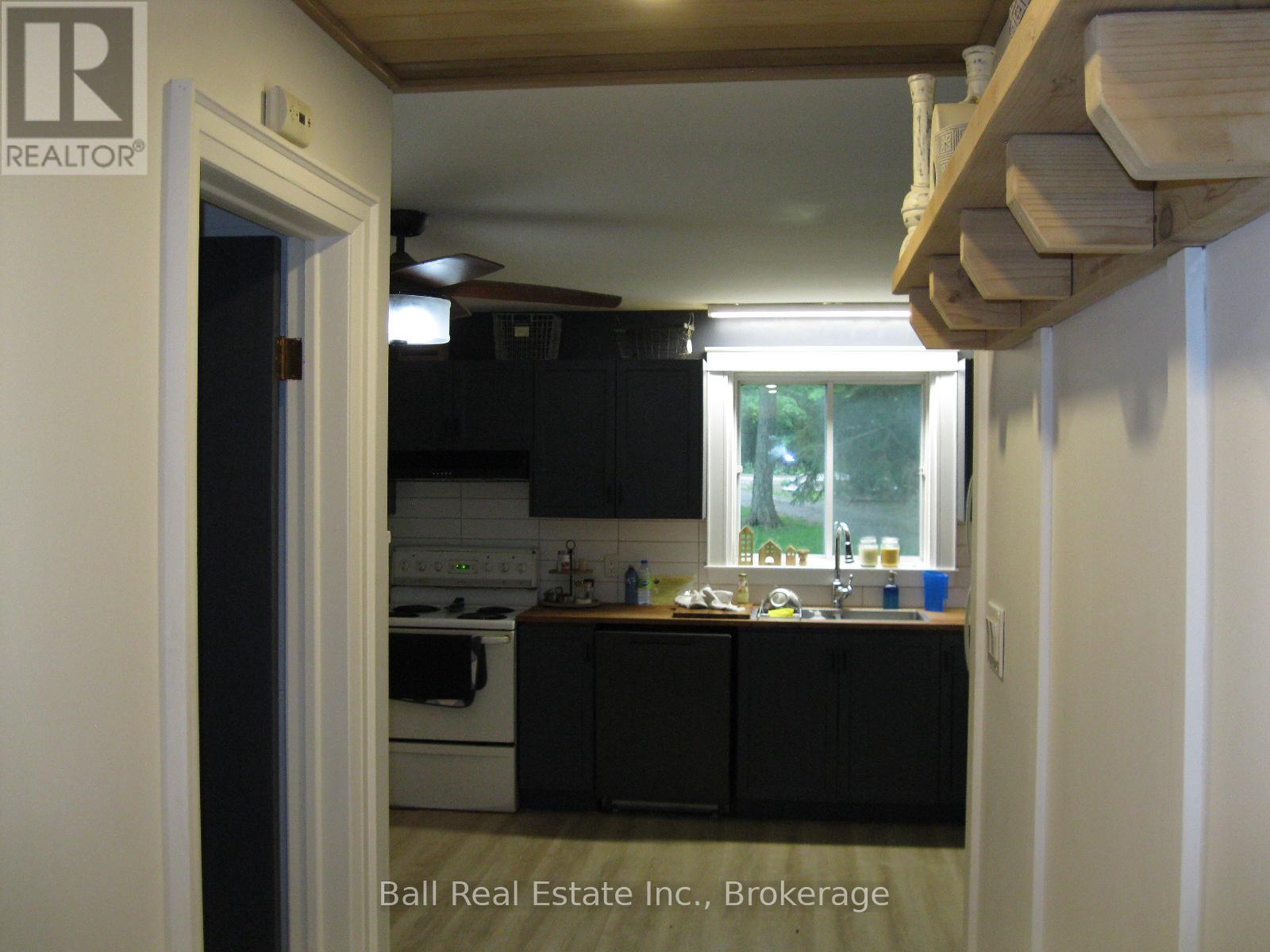 24 MAPLE RIDGE DRIVE - 37