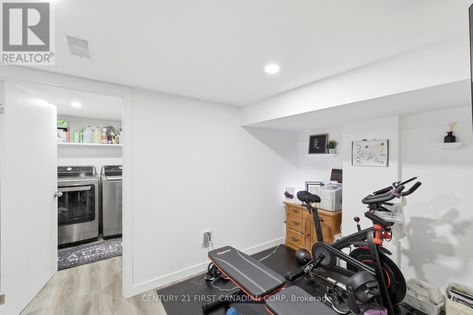 95 MYRTLE STREET N - 30