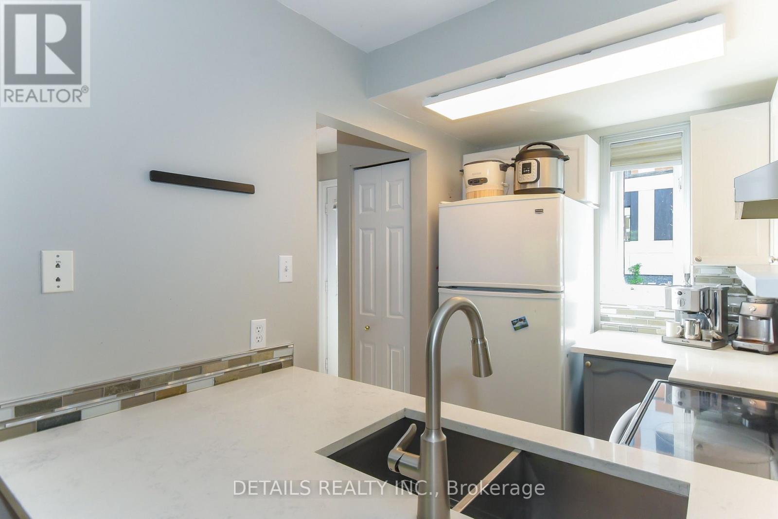 2 Bed, 2 Bath House for Sale in Ottawa – 158 FORWARD AVENUE, Ottawa – MLS# X13436026 - Image 11