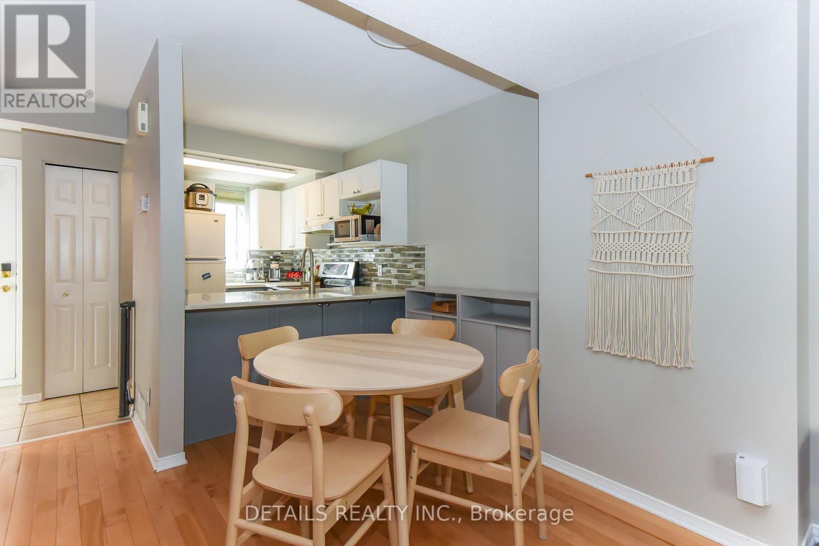 2 Bed, 2 Bath House for Sale in Ottawa – 158 FORWARD AVENUE, Ottawa – MLS# X13436026 - Image 12