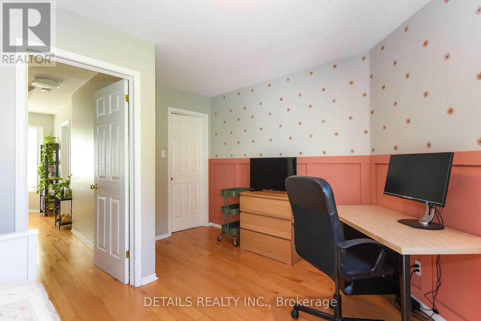 2 Bed, 2 Bath House for Sale in Ottawa – 158 FORWARD AVENUE, Ottawa – MLS# X13436026 - Image 25