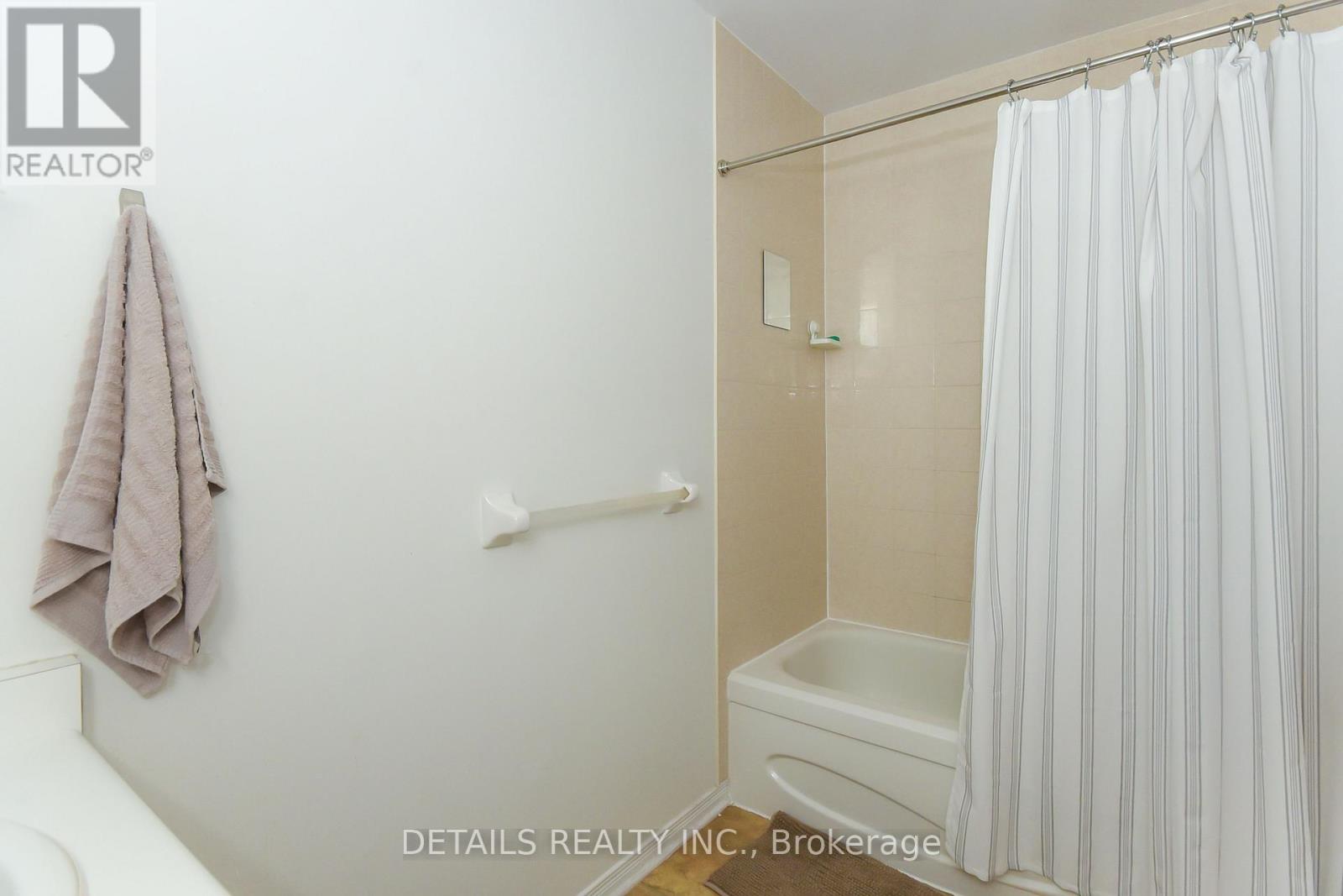 2 Bed, 2 Bath House for Sale in Ottawa – 158 FORWARD AVENUE, Ottawa – MLS# X13436026 - Image 30