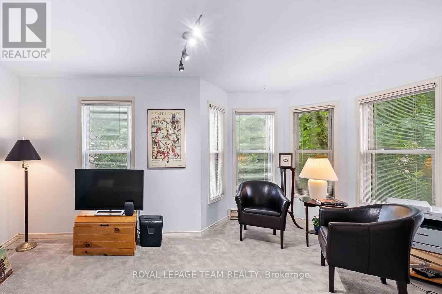 3 Bed, 2 Bath House for Sale in Ottawa – 2 – 220 WILBROD AVENUE, Ottawa – MLS# X13436042 - Image 30