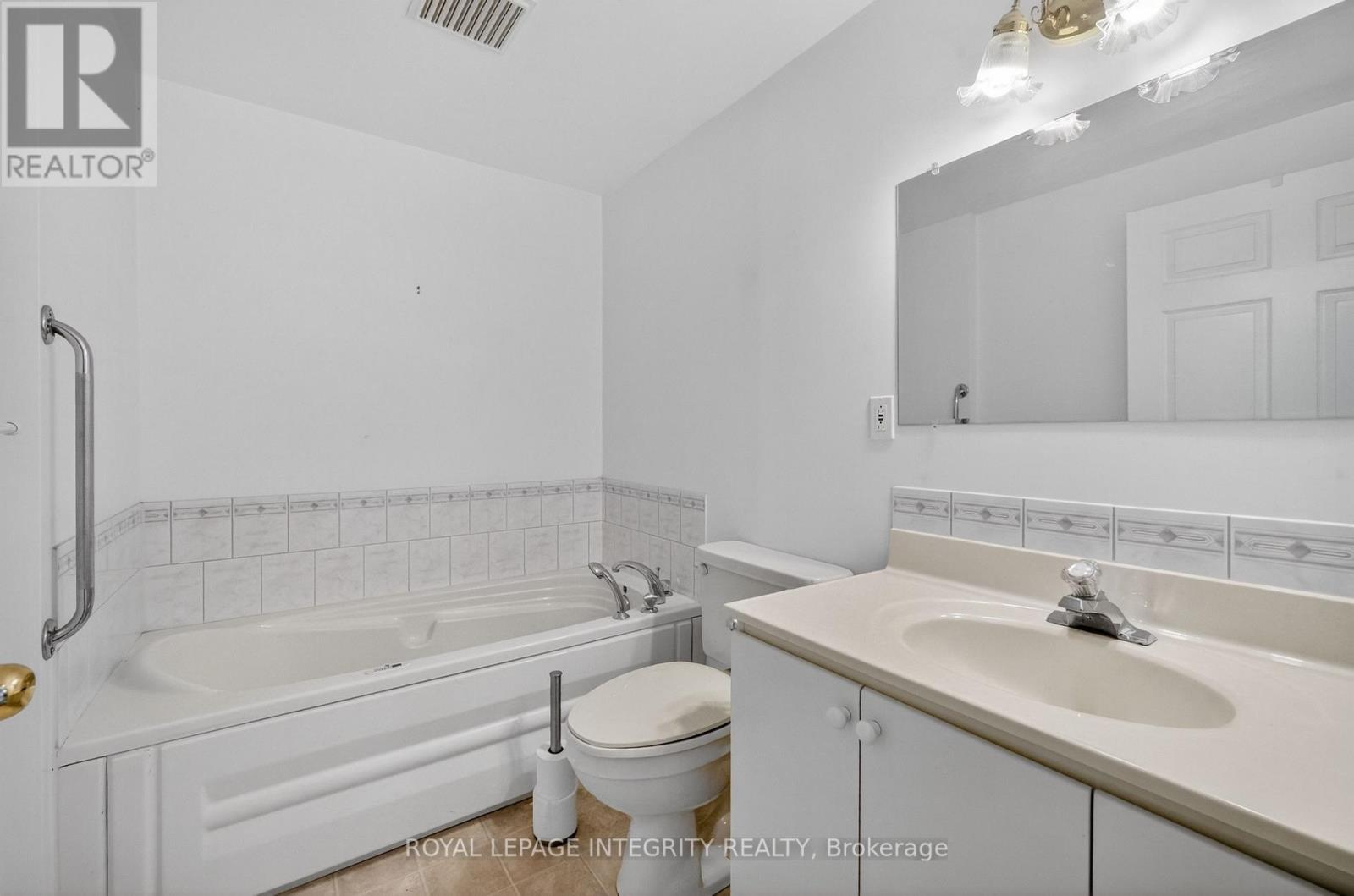 46 ST REMY DRIVE — photo 12 of 50