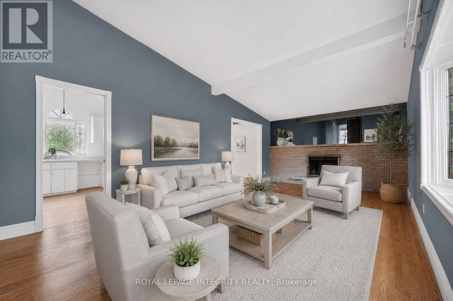 46 ST REMY DRIVE — photo 17 of 50
