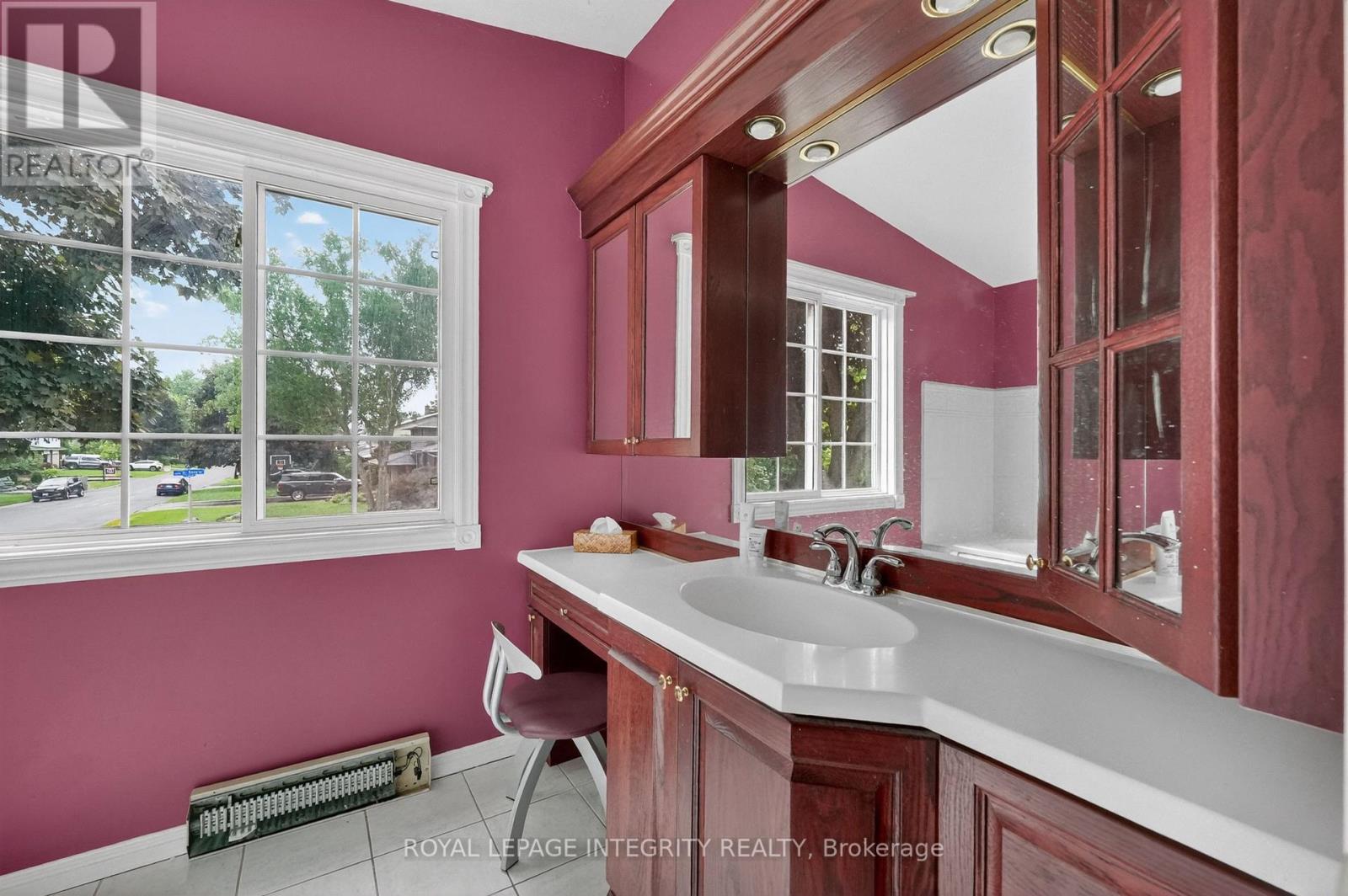 46 ST REMY DRIVE — photo 38 of 50