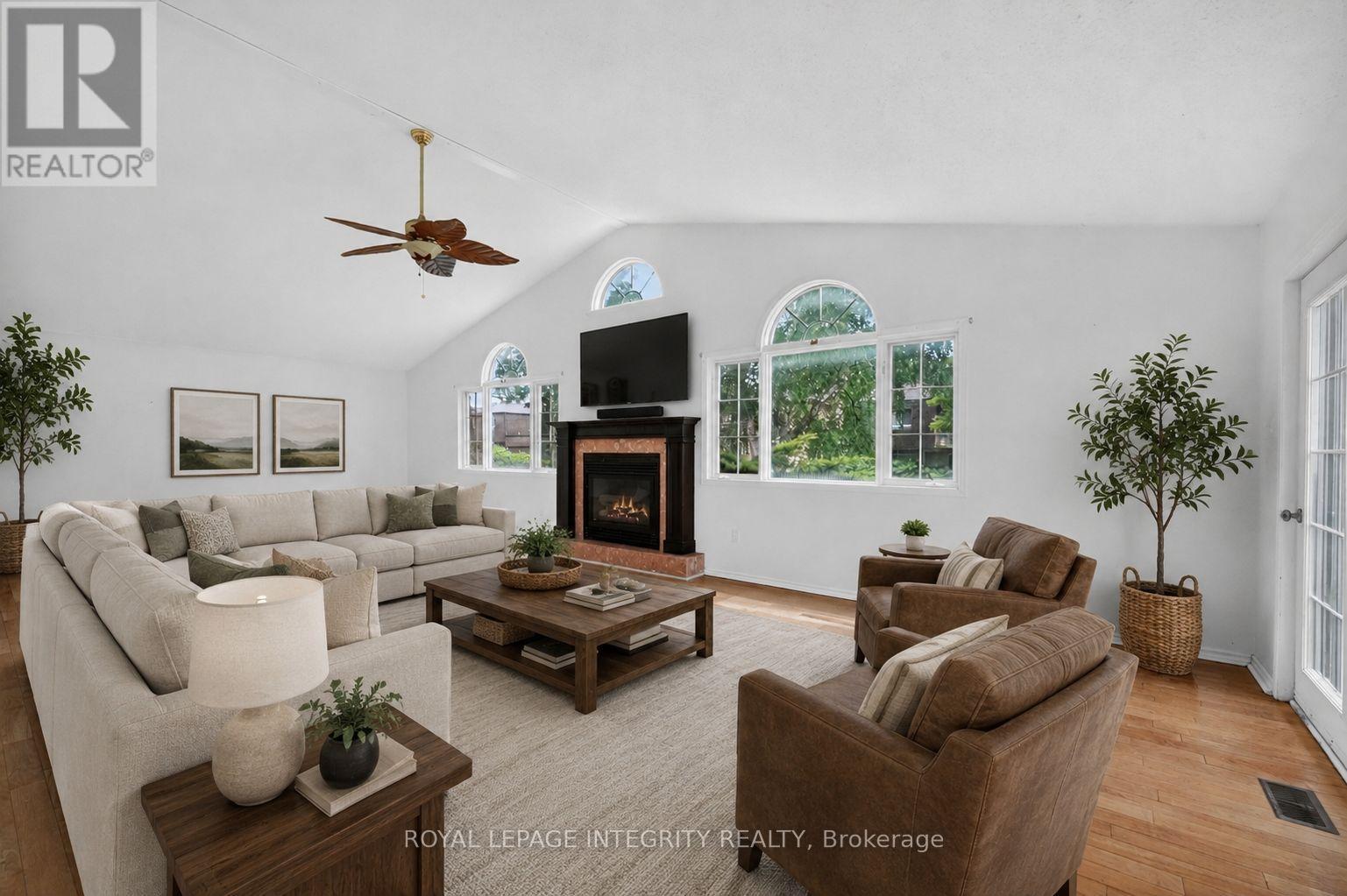 46 ST REMY DRIVE — photo 5 of 50