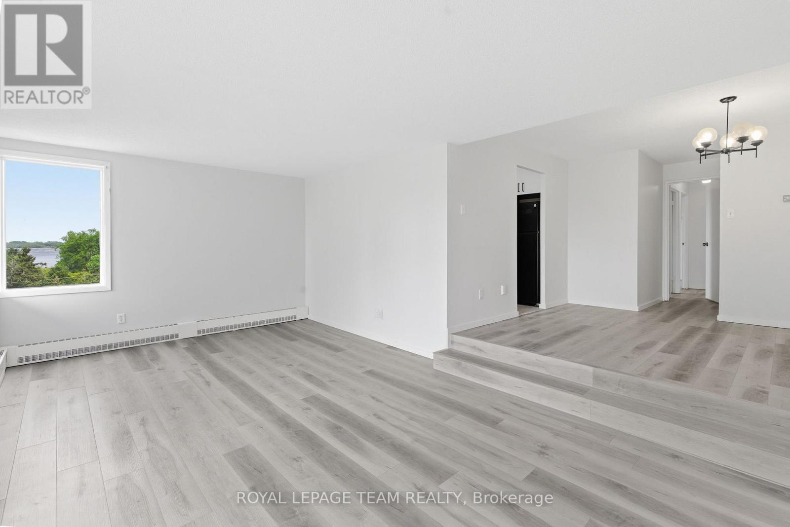 #507 1081 AMBLESIDE DRIVE - 16