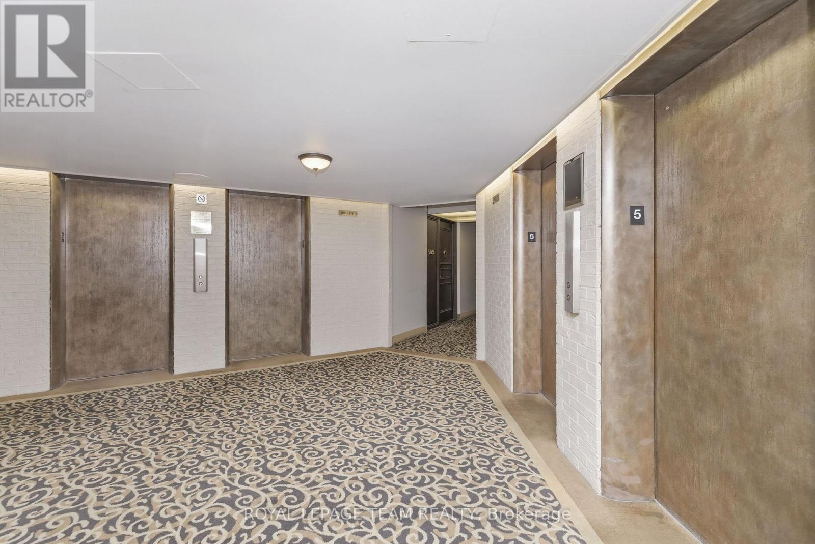 #507 1081 AMBLESIDE DRIVE - 3