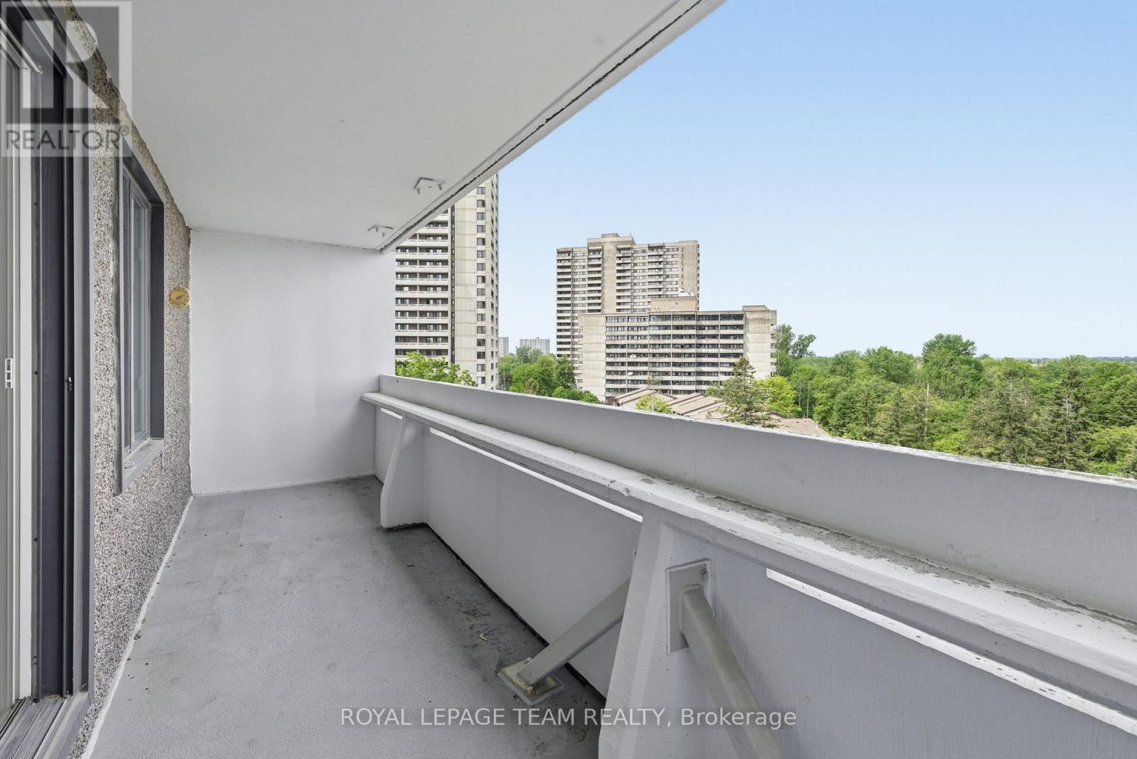 #507 1081 AMBLESIDE DRIVE - 32