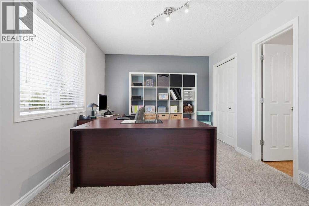 347 Mt Douglas Green SE — photo 26