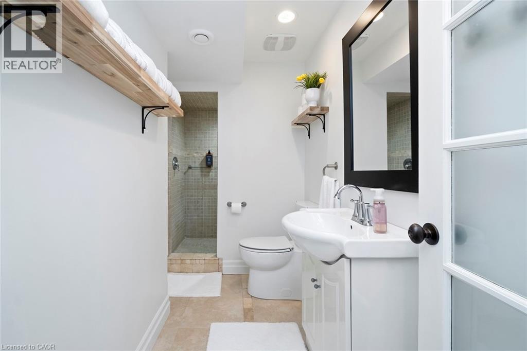 58 CENTRAL Drive - 42
