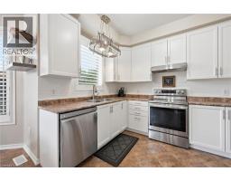 Dining room - 51 Sirente Drive, Hamilton, ON L9A0B3 Photo 10
