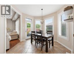 Kitchen - 51 Sirente Drive, Hamilton, ON L9A0B3 Photo 11