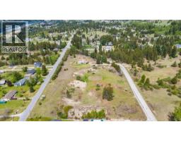 Living room - 786 Prairie Road, Castlegar, BC V1N4K6 Photo 6