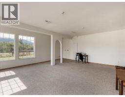 786 Prairie Road, Castlegar, BC V1N4K6 Photo 15