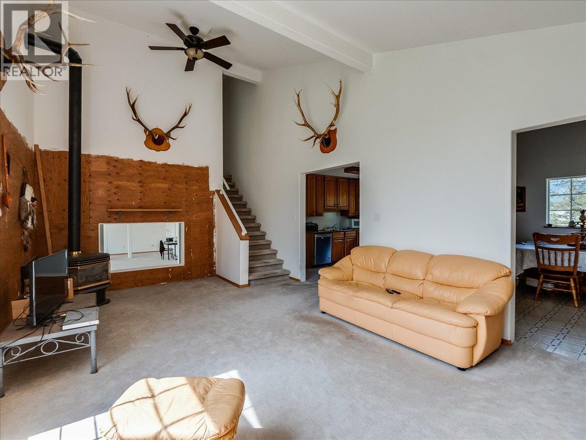 786 PRAIRIE Road - 40