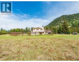 786 Prairie Road, Castlegar, BC V1N4K6 Photo 68