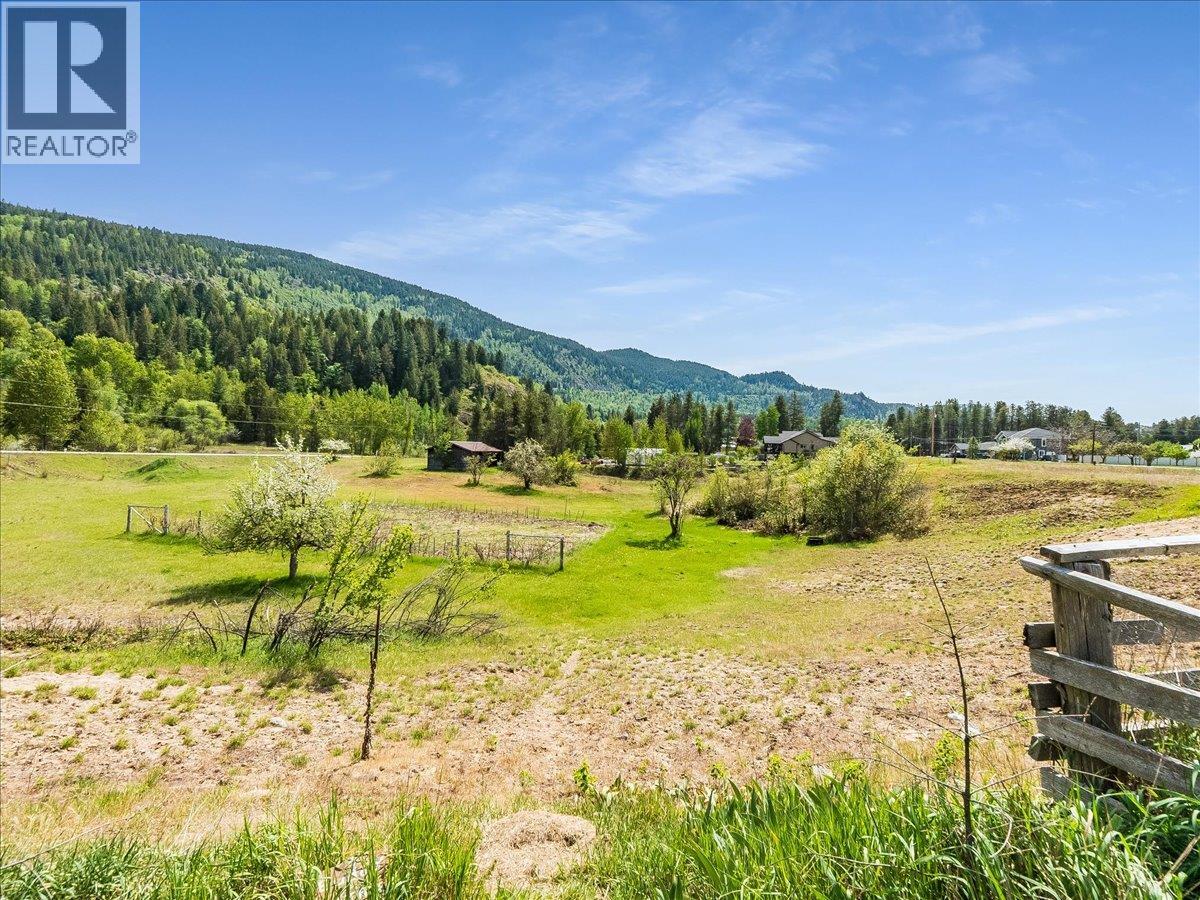 786 PRAIRIE Road - 66