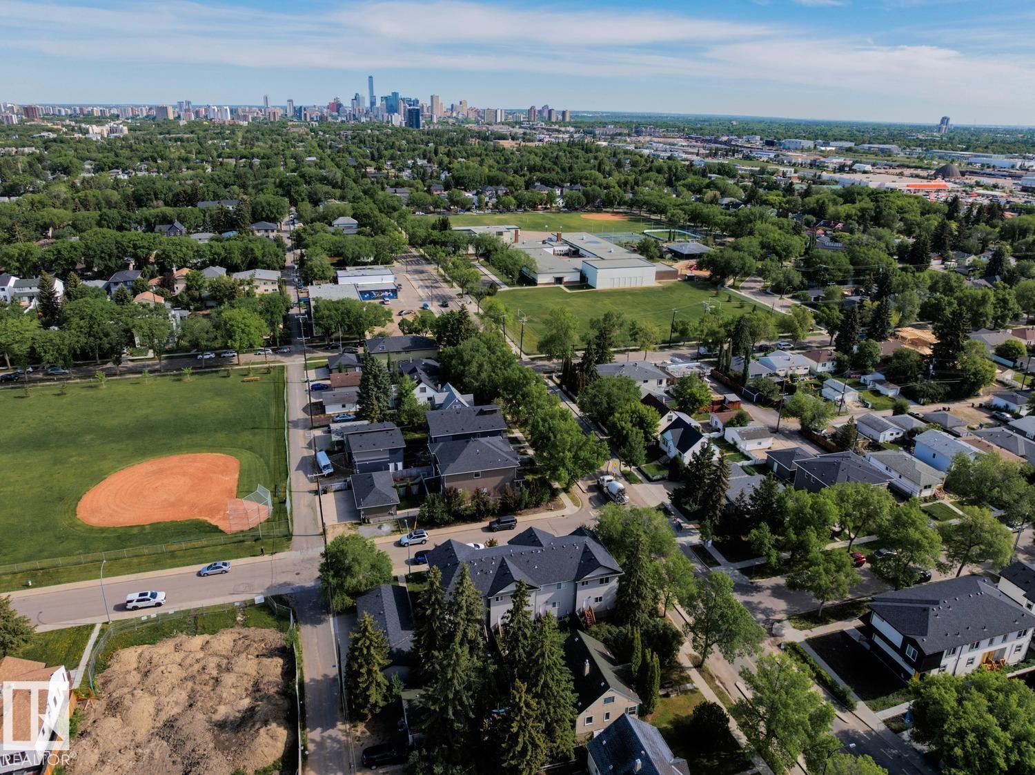 10607 62 AV NW - 30
