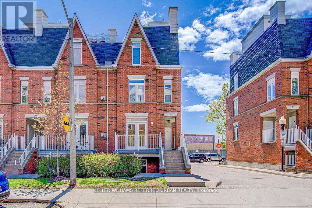 Listing photo of 3102 - 31 SUDBURY STREET