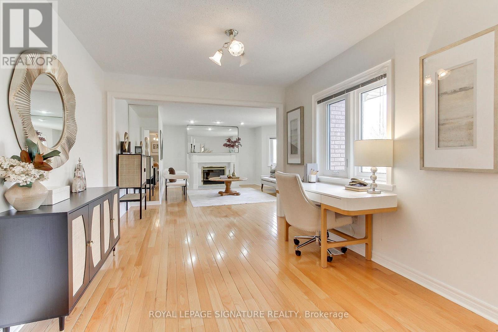 70 GRAYDON CRESCENT - 29