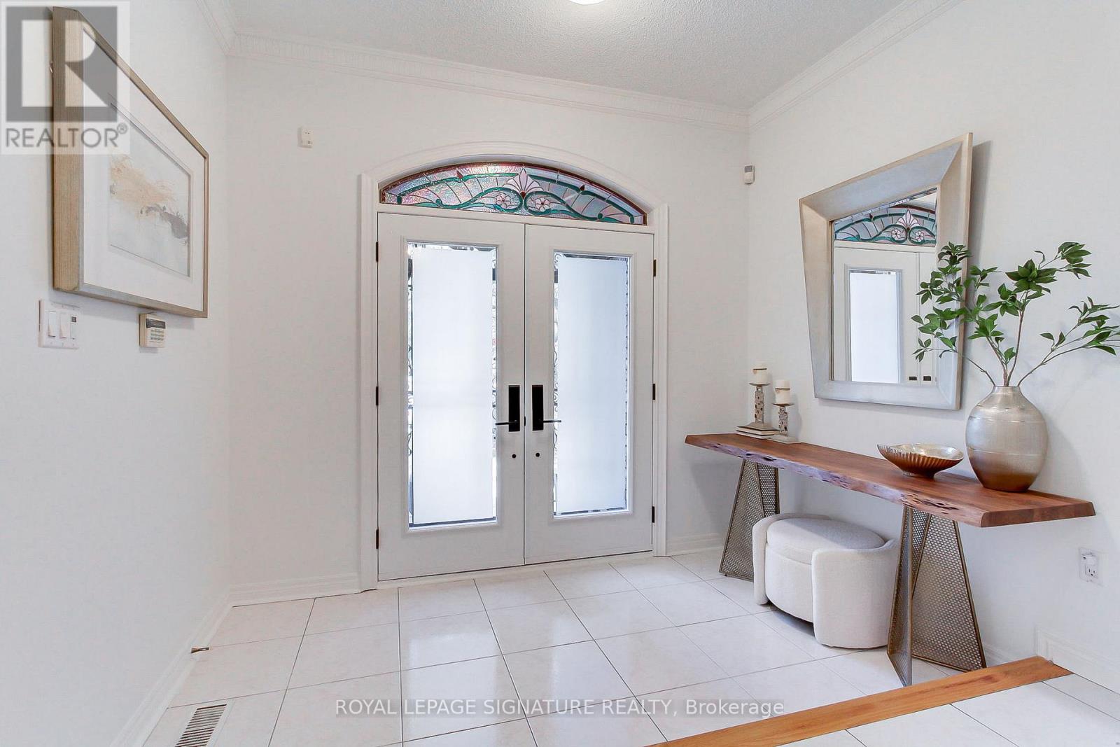 70 GRAYDON CRESCENT - 3