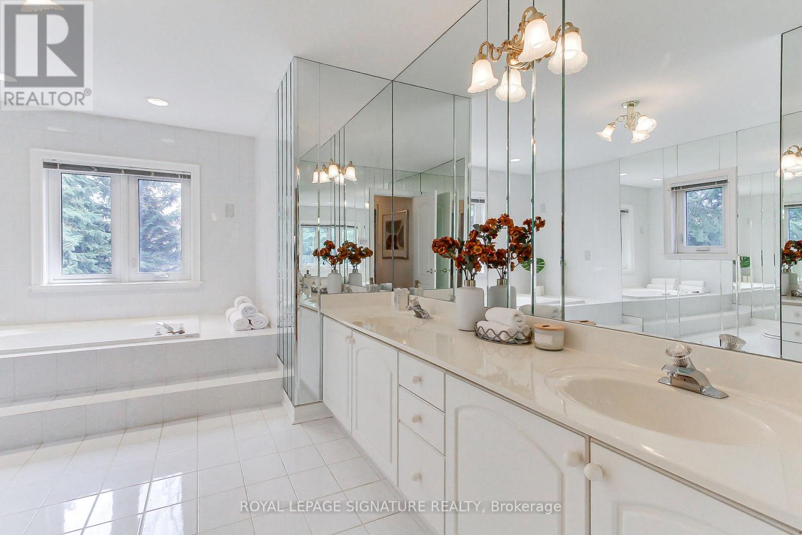 70 GRAYDON CRESCENT - 33