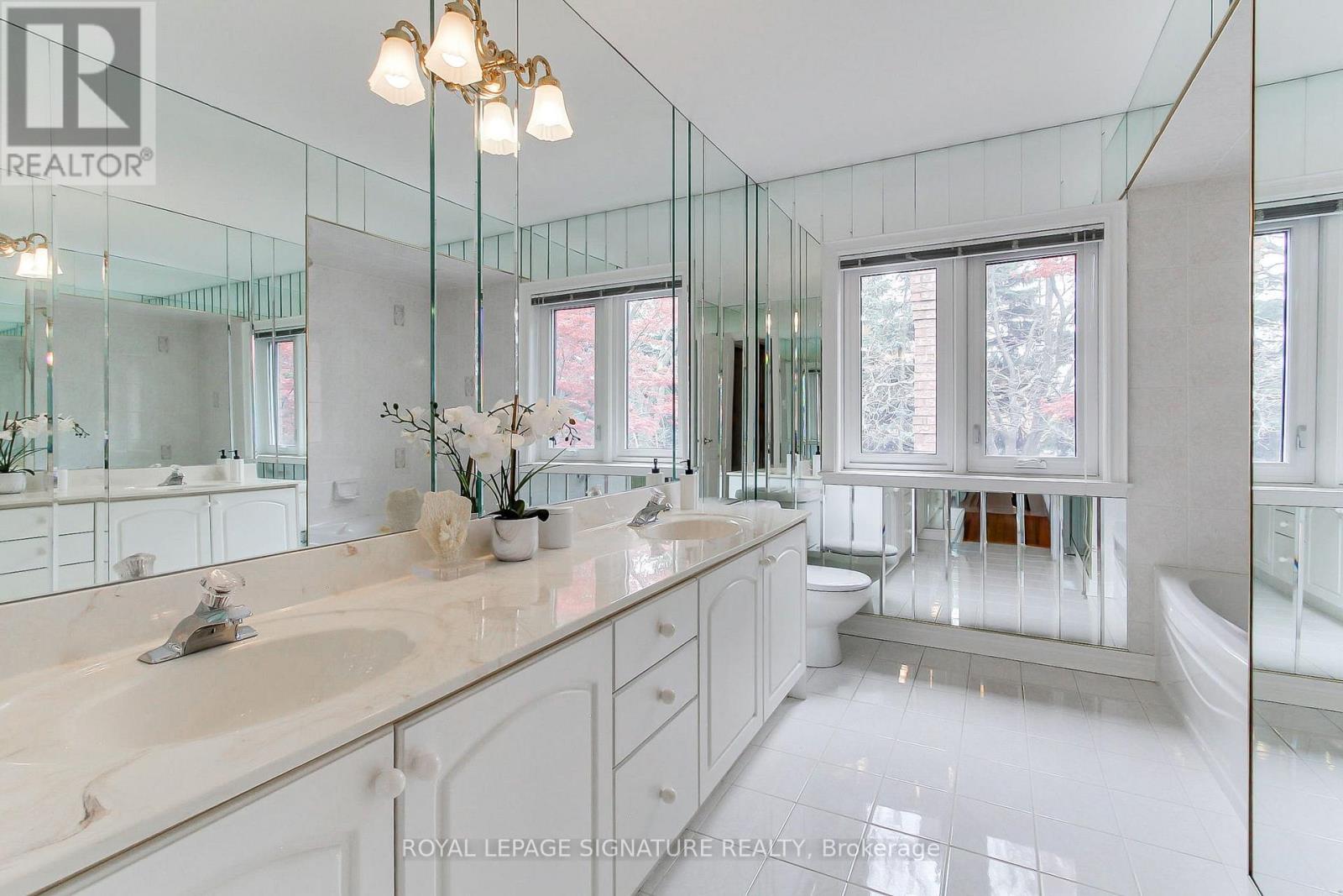 70 GRAYDON CRESCENT - 40