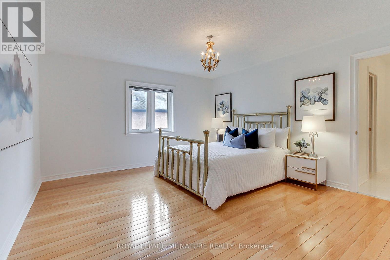 70 GRAYDON CRESCENT - 42